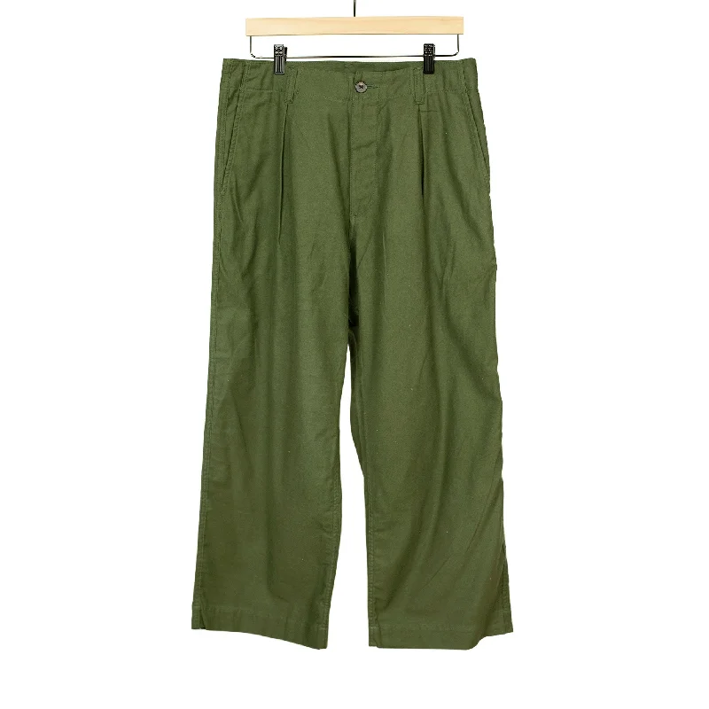 Breathable Running Joggers-Pleated trousers in green lightweight moleskin