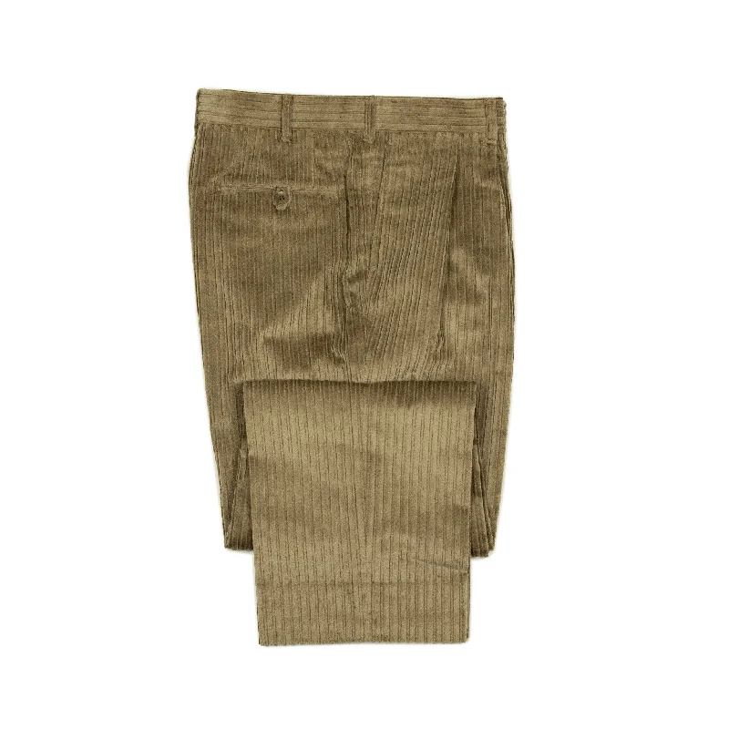 Comfortable Lounge Joggers-Exclusive "Brooklyn" double-pleated high-rise wide trousers in beige irregular wale corduroy