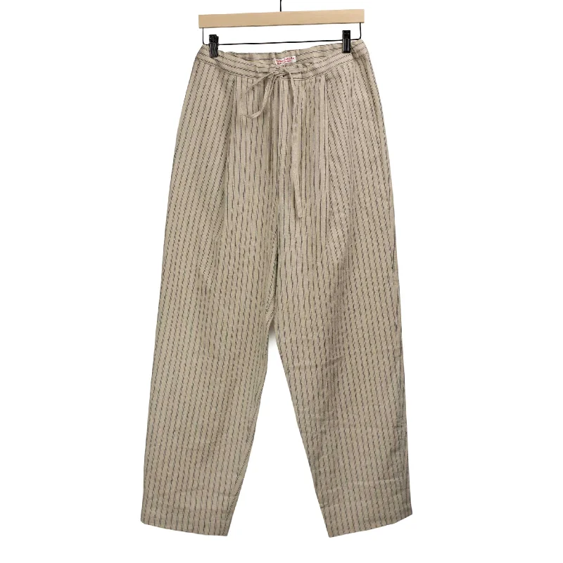 Breathable Sports Pants-Pleated drawstring trousers in ecru and grey striped cotton/linen