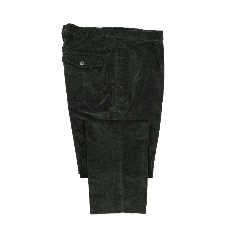 Comfortable Running Pants-Aavicenna single pleat easy pants in bottle green cotton velvet