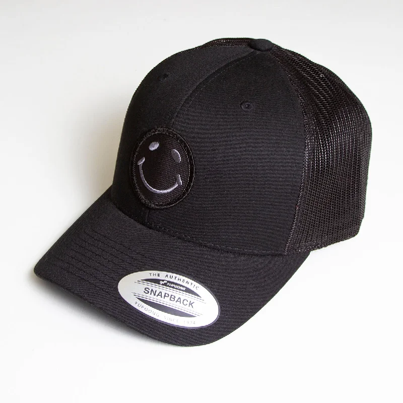 Comfortable Sun Hat-BB Smiley - Trucker Cap - Black