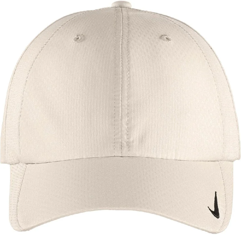 Waterproof Outdoor Hat-OUTLET-NIKE Sphere Dry Cap